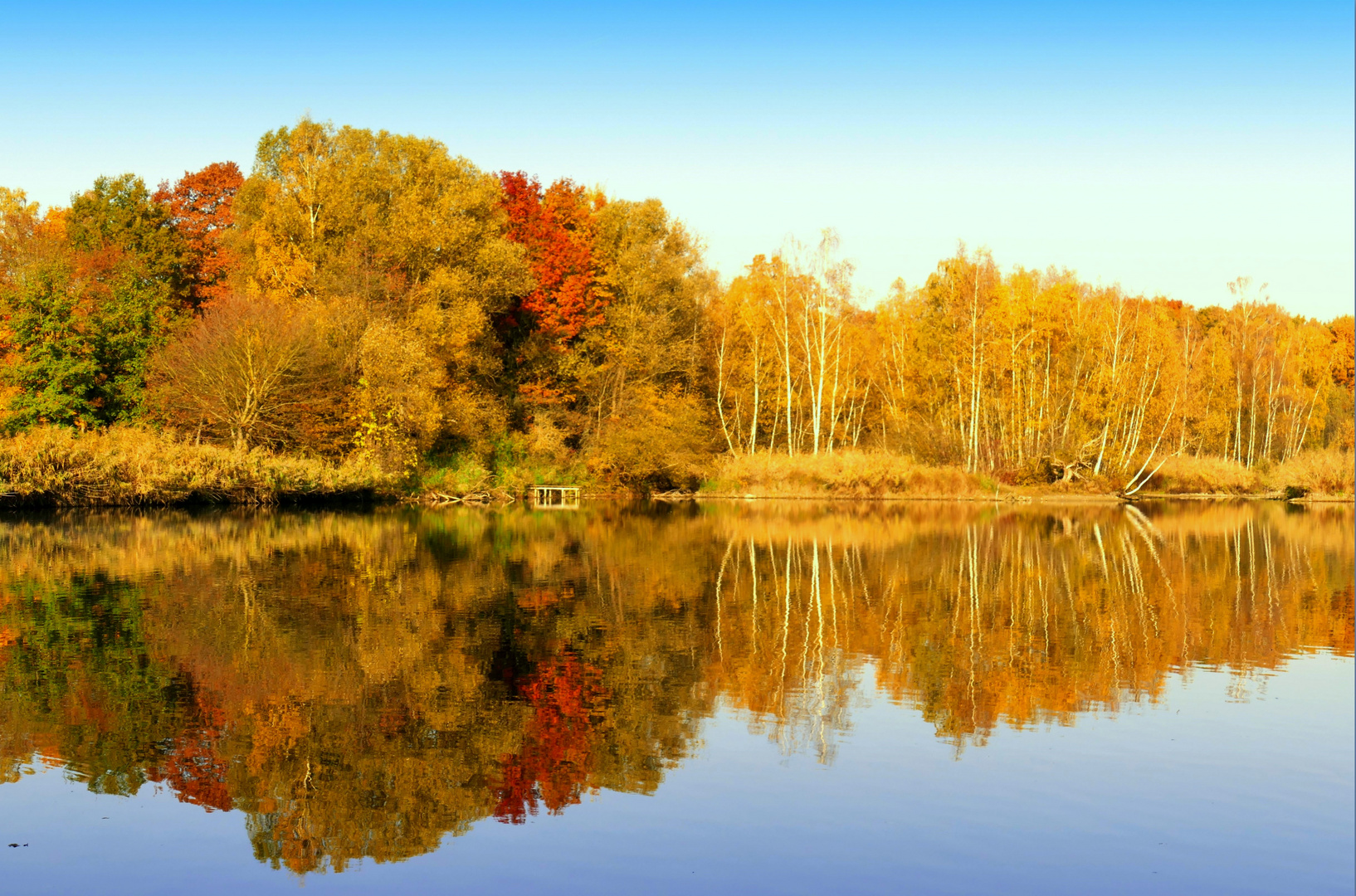 Herbstspaziergang am See