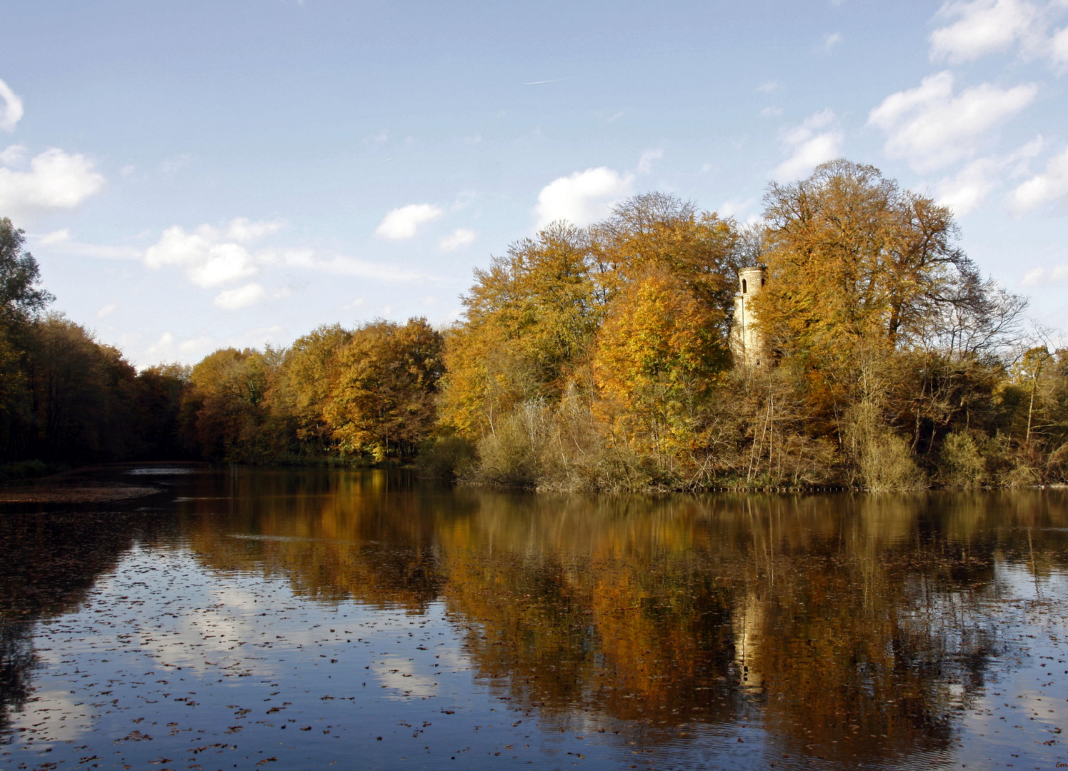 * Herbstspaziergang *