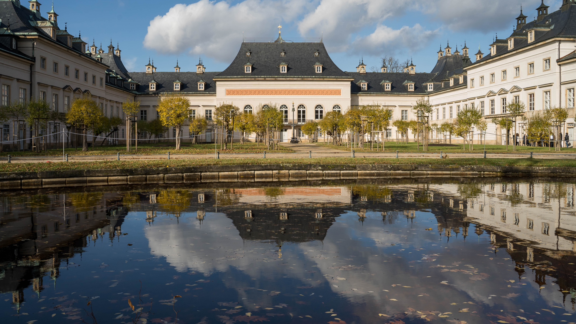 Herbstspiegel Fliederhof