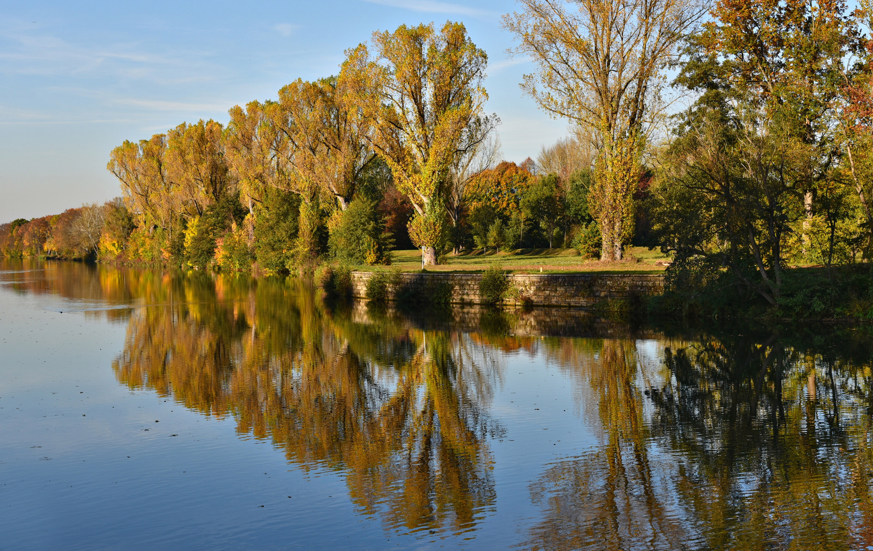 Herbstspiegelung