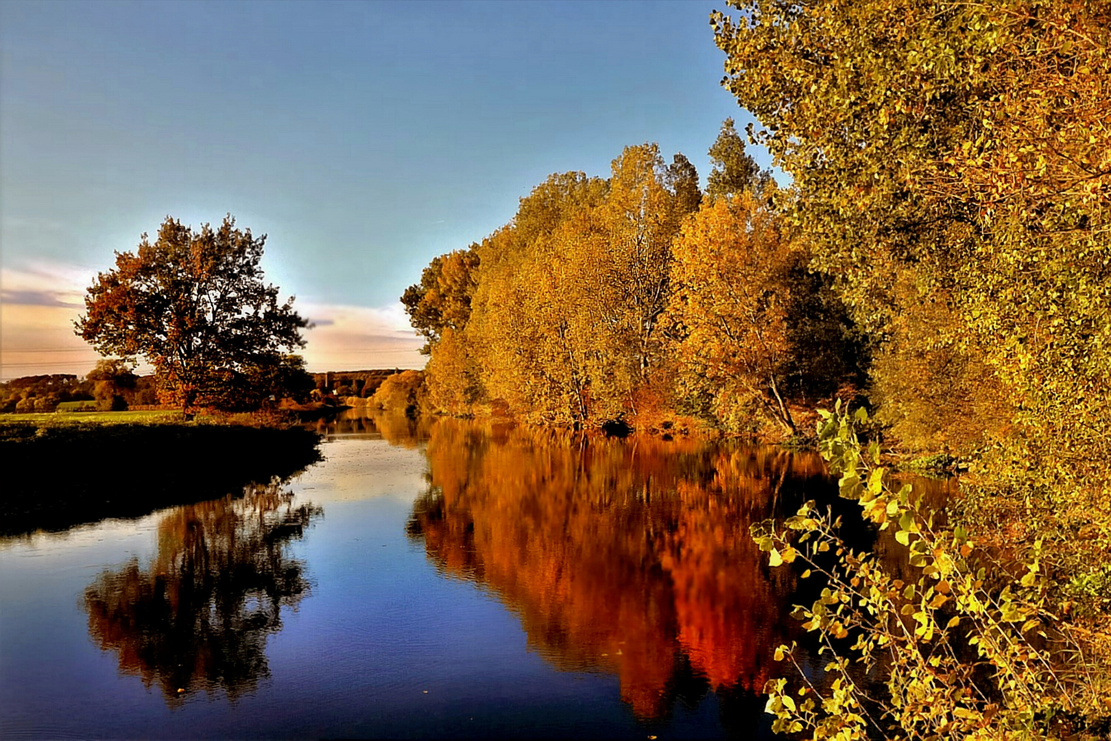 Herbstspiegelungen