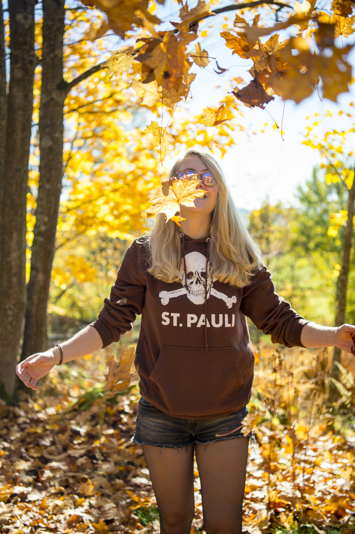 Herbstspiele! Foto & Bild | erwachsene, alltagsereignisse, menschen in