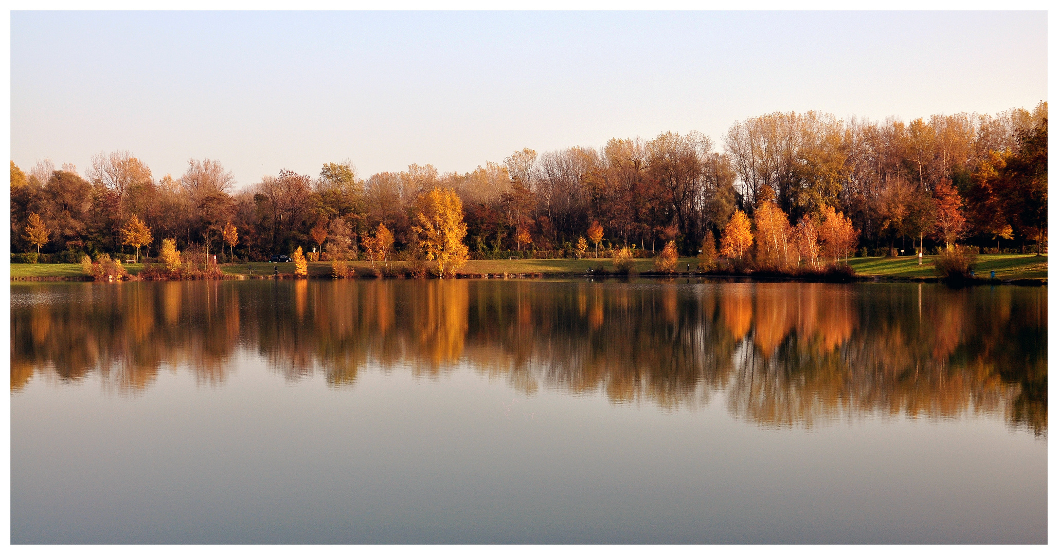 Herbststimmung am Feldkirchner- Badesee ( Oberösterreich )