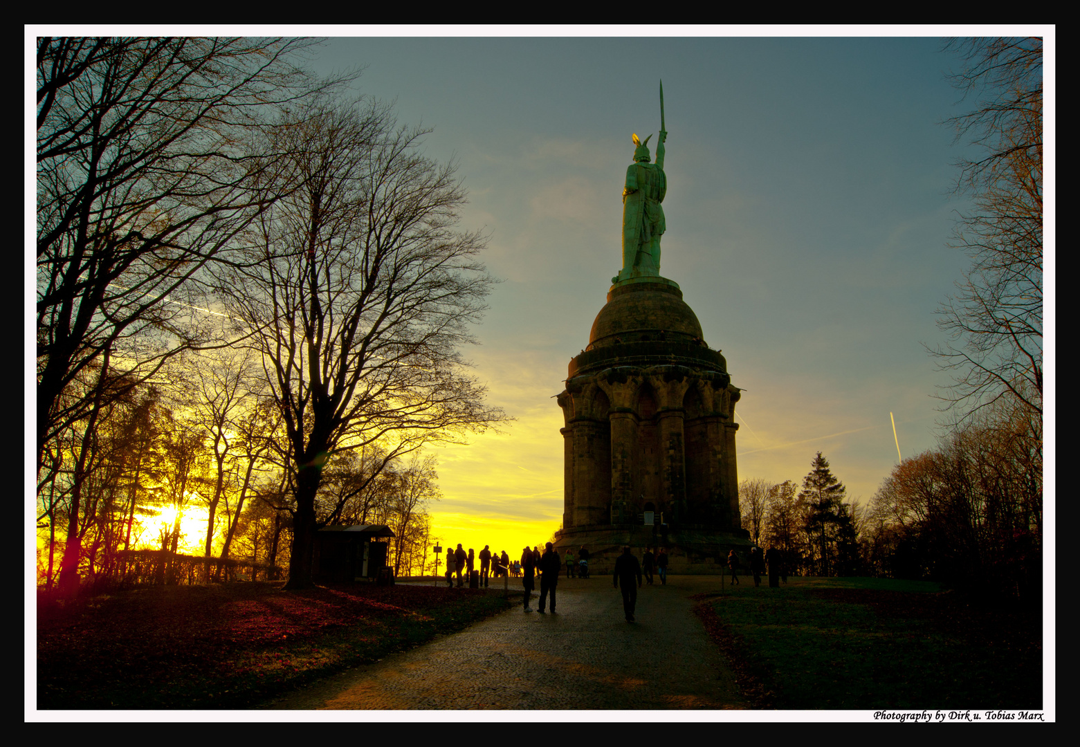 Herbststimmung am Hermansdenkmal bei Detmold