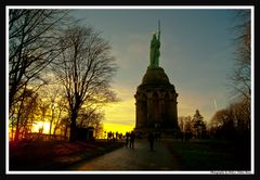 Herbststimmung am Hermansdenkmal bei Detmold