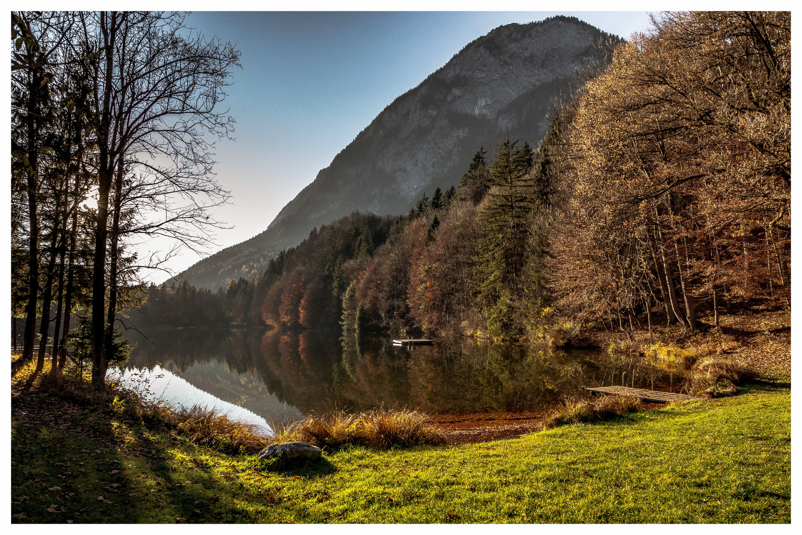 Herbststimmung am Stimmersee im Tiroler Unterland