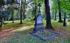 Herbststimmung auf einem alten Friedhof