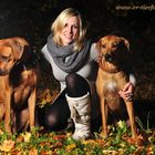 Herbststimmung - Hunde mit Frauchen