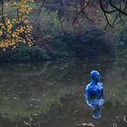 Herbststimmung im Parc Montsouris - blue man    