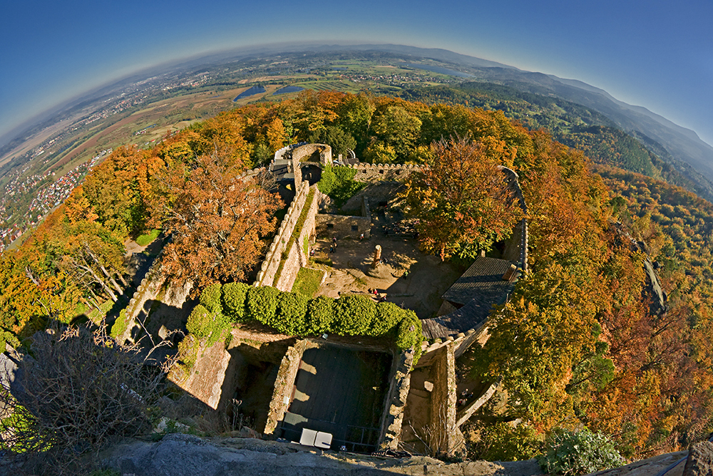 Herbststimmung rund um die Chojnik-Burg herum