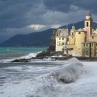 Herbststurm. Camogli, Ligurien, Italien