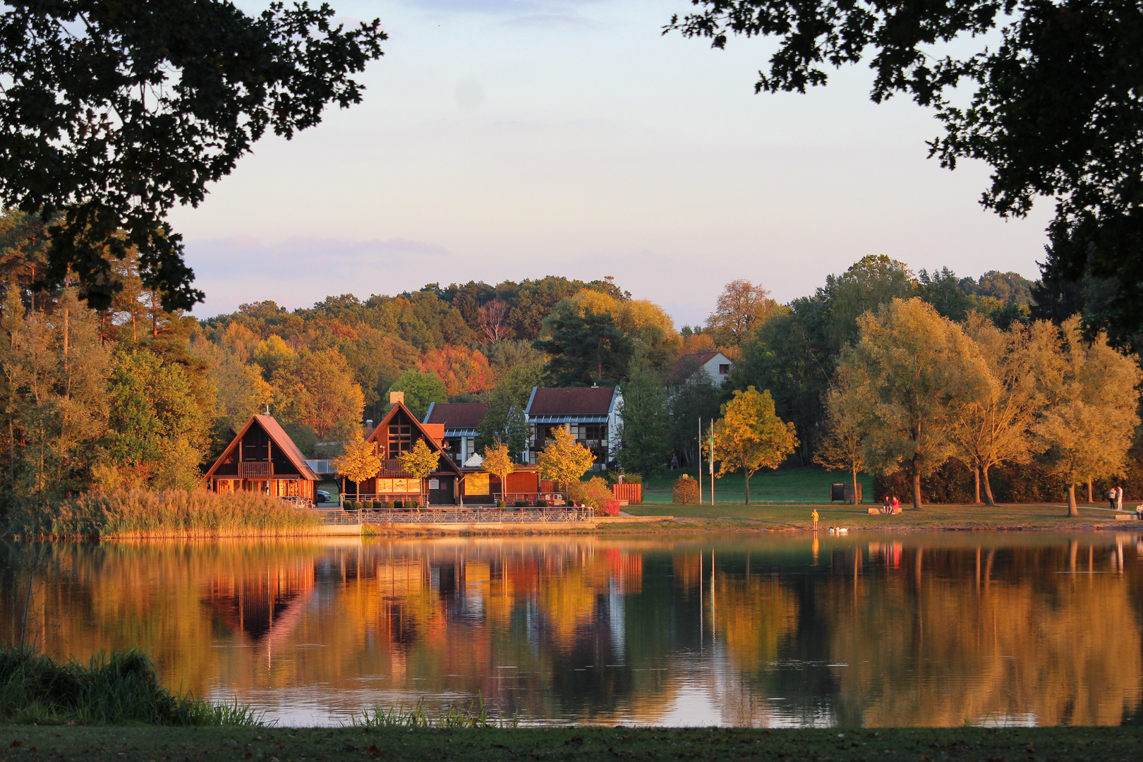 Herbsttag am See