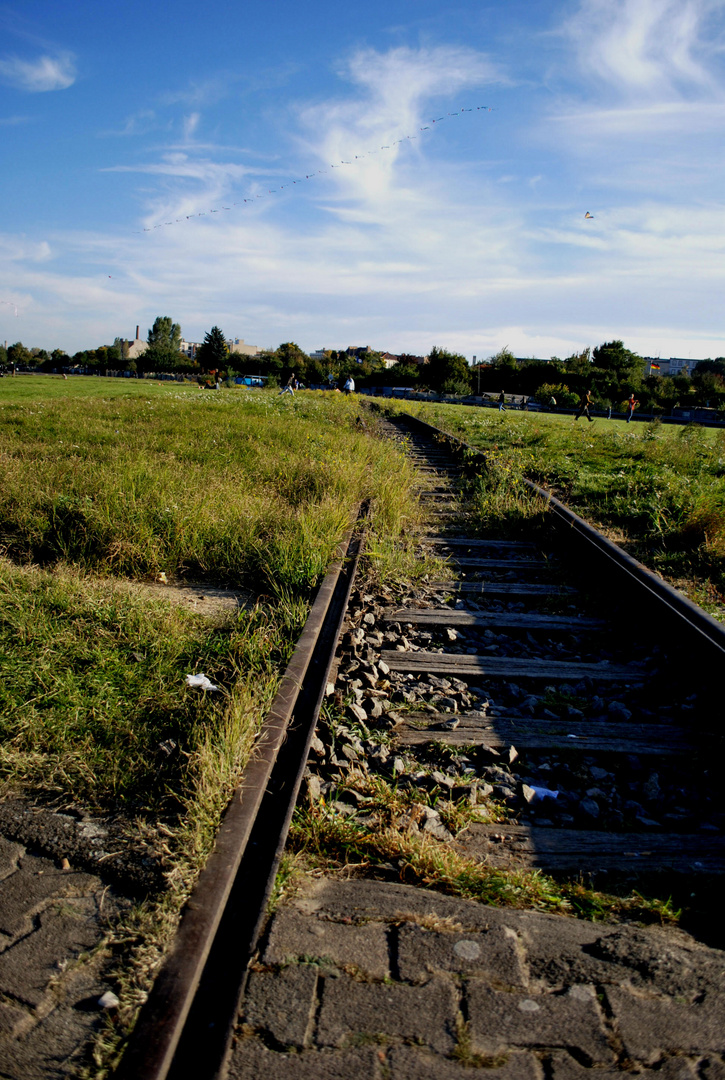 Herbsttag am Tempelhofer Flugfeld