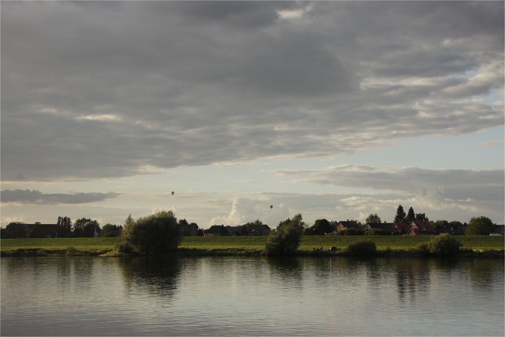 Herbsttag an der Elbe