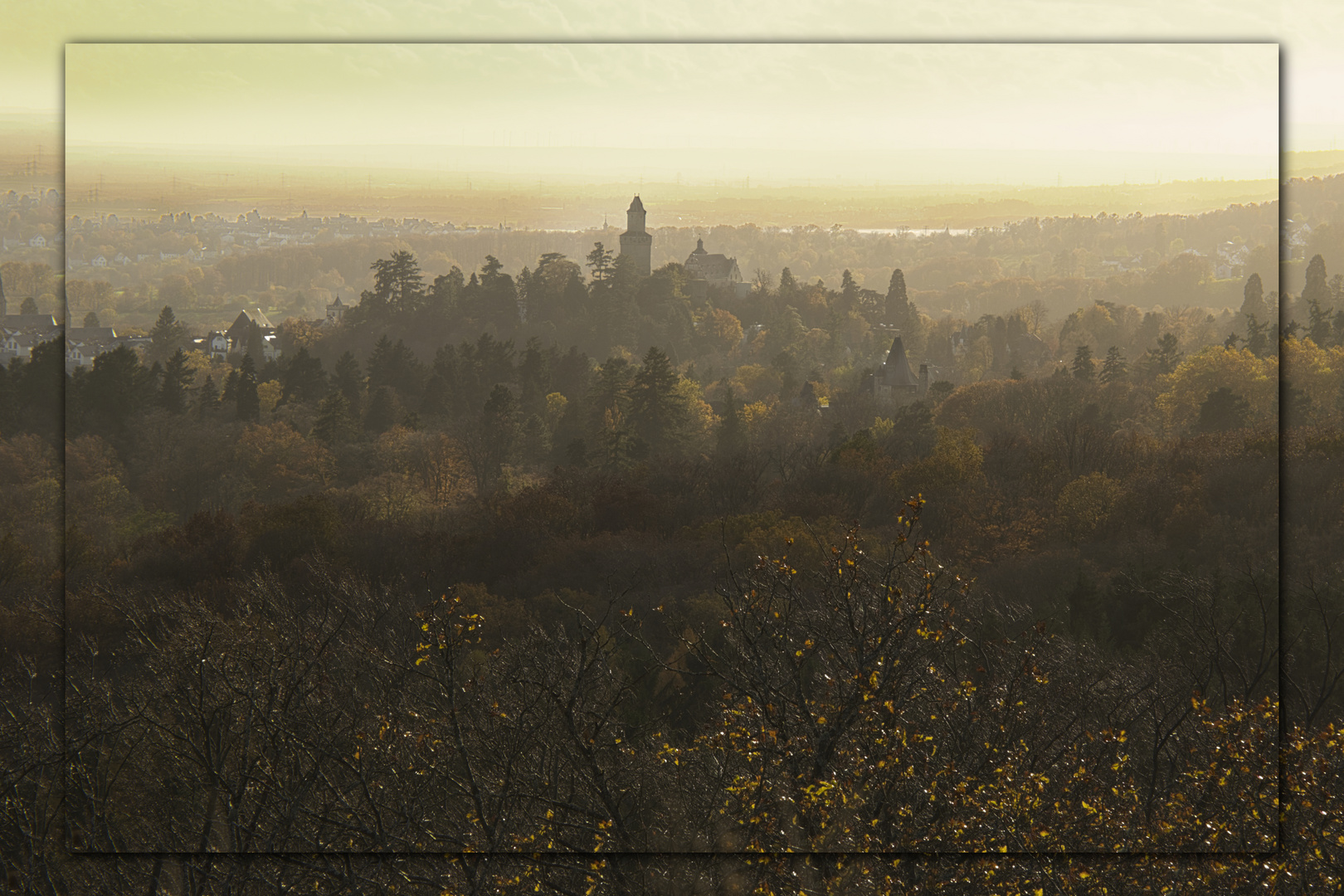 Herbsttag im Vordertaunus