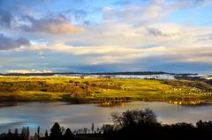 Herbsttsimmung am Hallwiler See