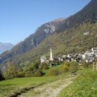 Herbstwanderung 07 durch das Val Bregaglia - Soglio endlich in Sicht