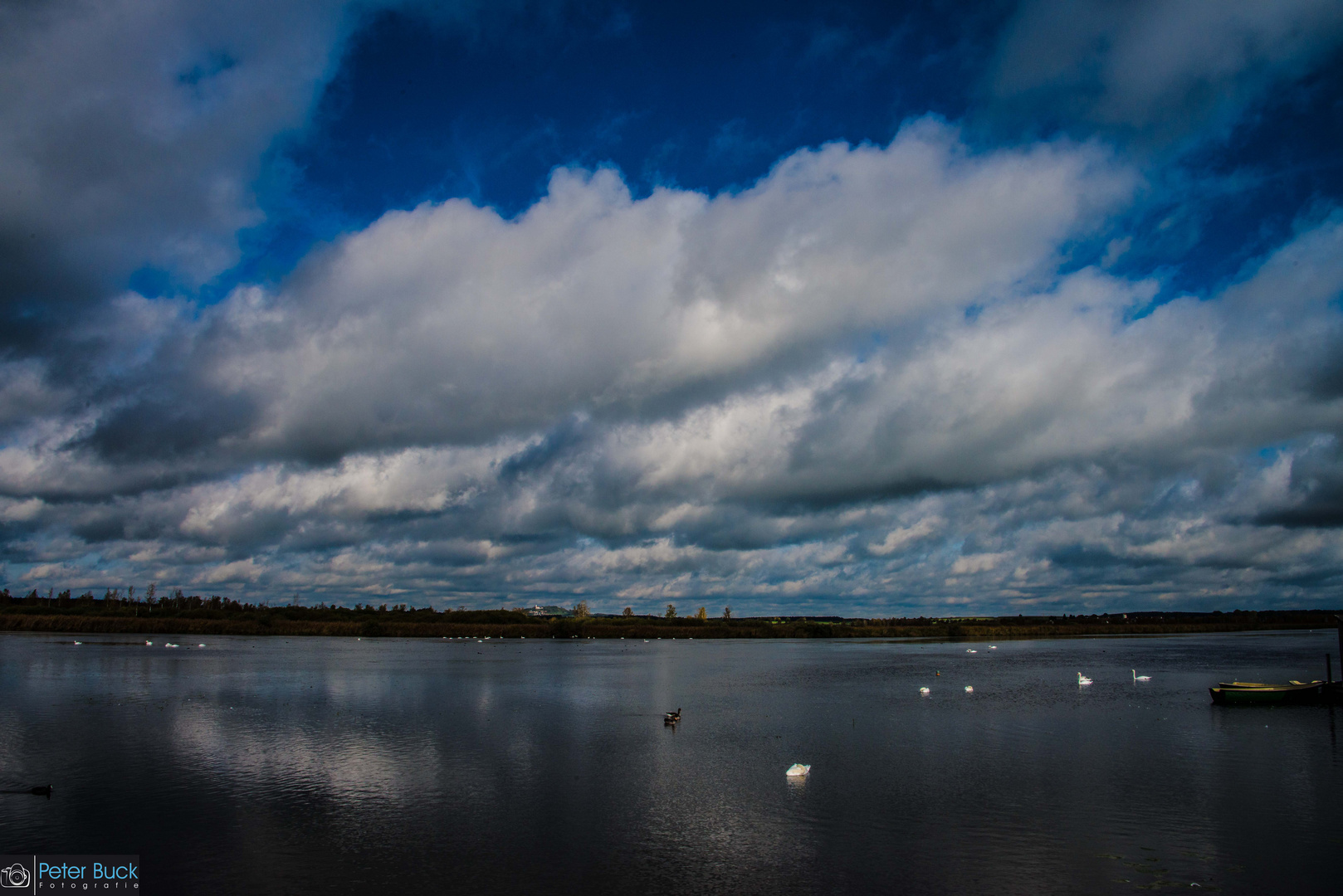 Herbstwolken über dem Federsee