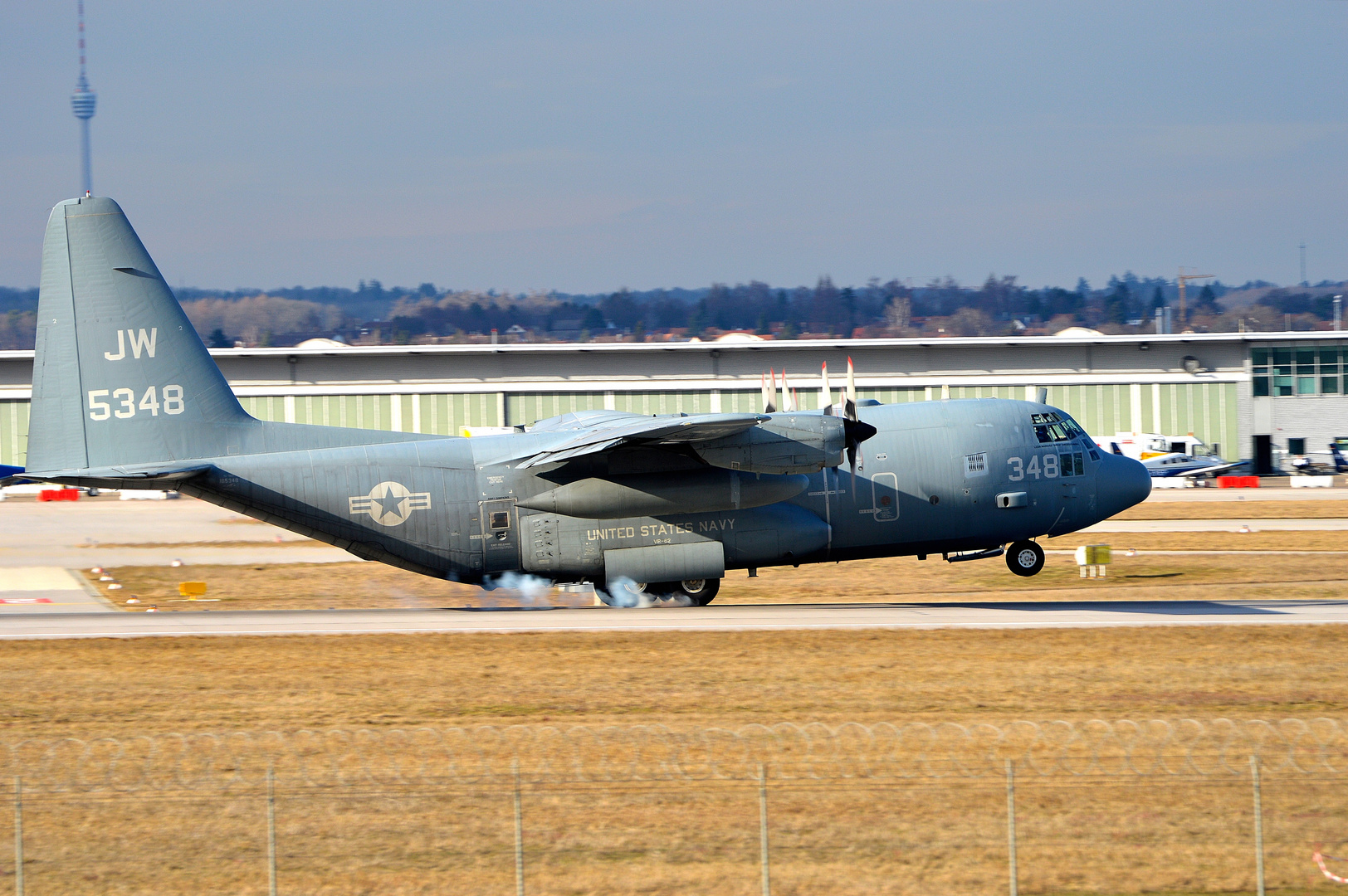 Hercules Landung Stuttgart