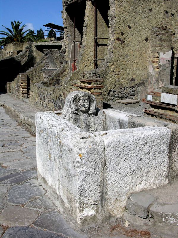 Herkulaneum - Neptunbrunnen