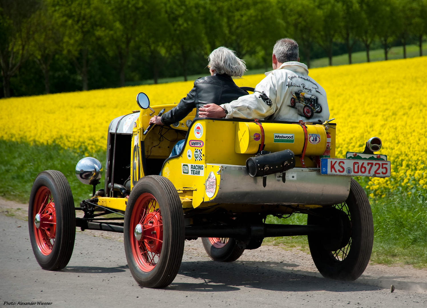 Herkules Bergrennen 2013 - 1928er Ford A von hinten