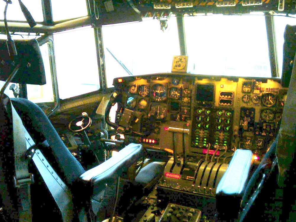 Herkules Cockpit Pilotensitz