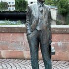 Hermann Hesse-Brückenstatue