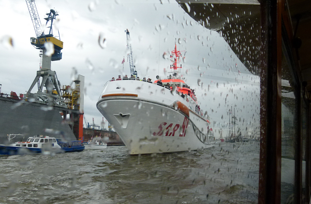 Hermann Marwede im Regen