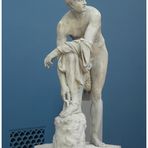 Hermes Fastening his Sandal / Rom 1arh.e.kr.Marmor  / Kopenhagen Glyptotek