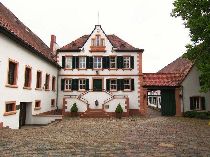 Herrenhaus