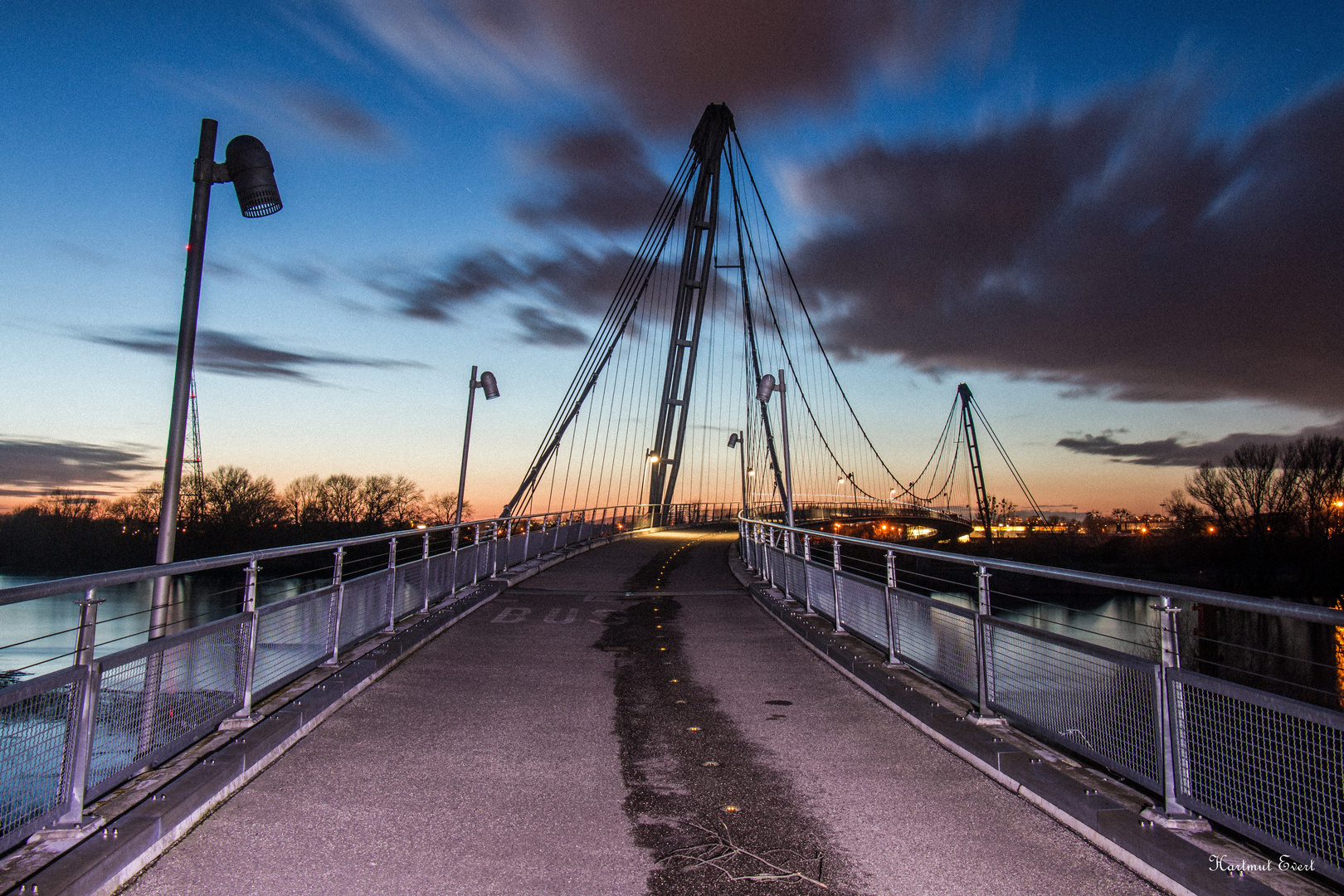 Herrenkrugbrücke zum Industriehafen