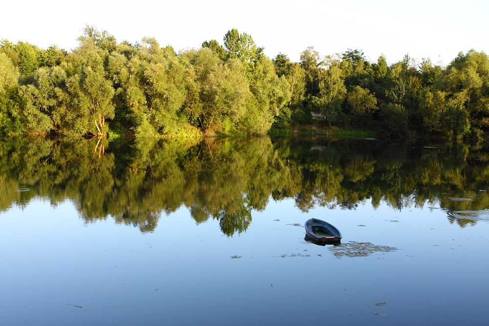 Herrenlos im Baggersee