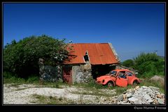 Herrlich - Cottage mit VW Käfer bei Ballycroy, Irland County Mayo