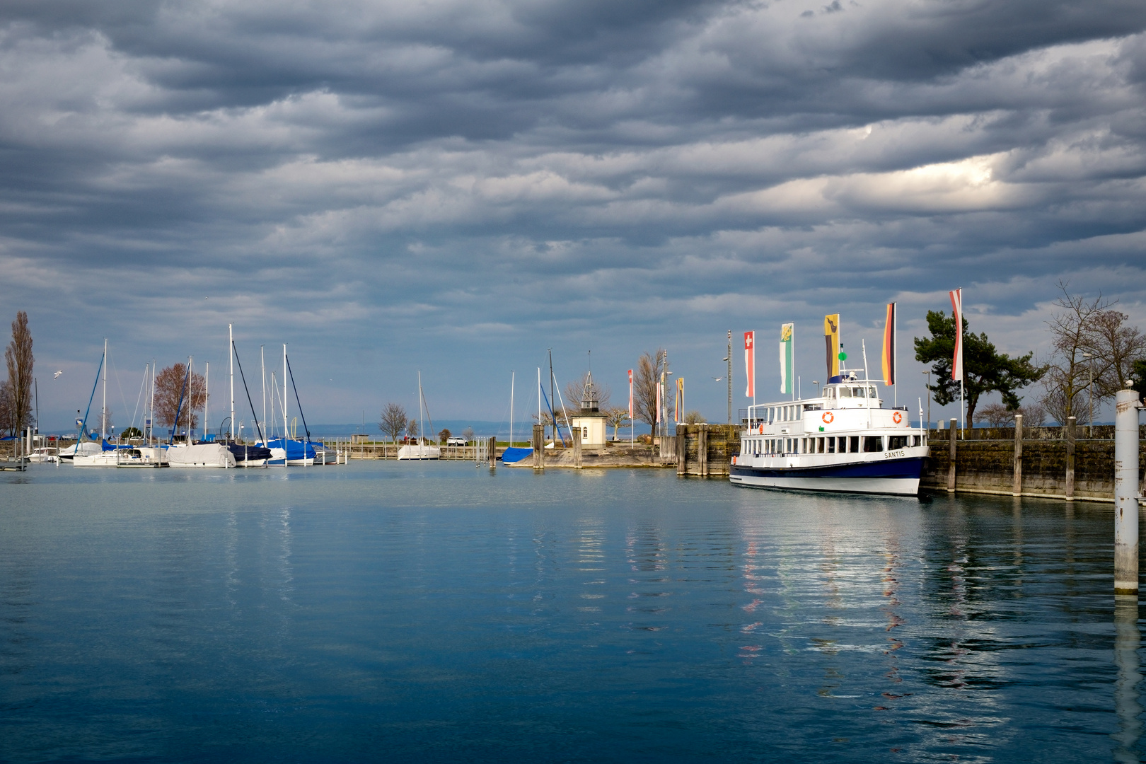 Herrliche Abendstimmung über dem Romanshorner Hafen