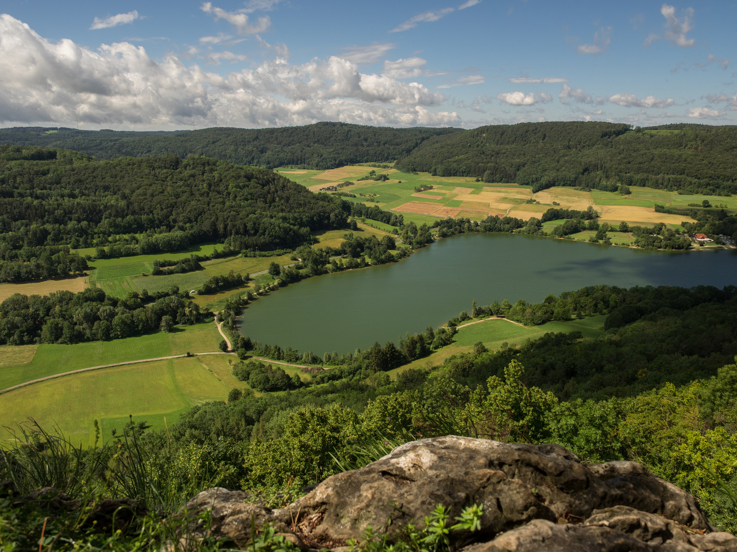 Hersbrucker Schweiz, Blick oberhalb vom hohlen Fels zum Stausee