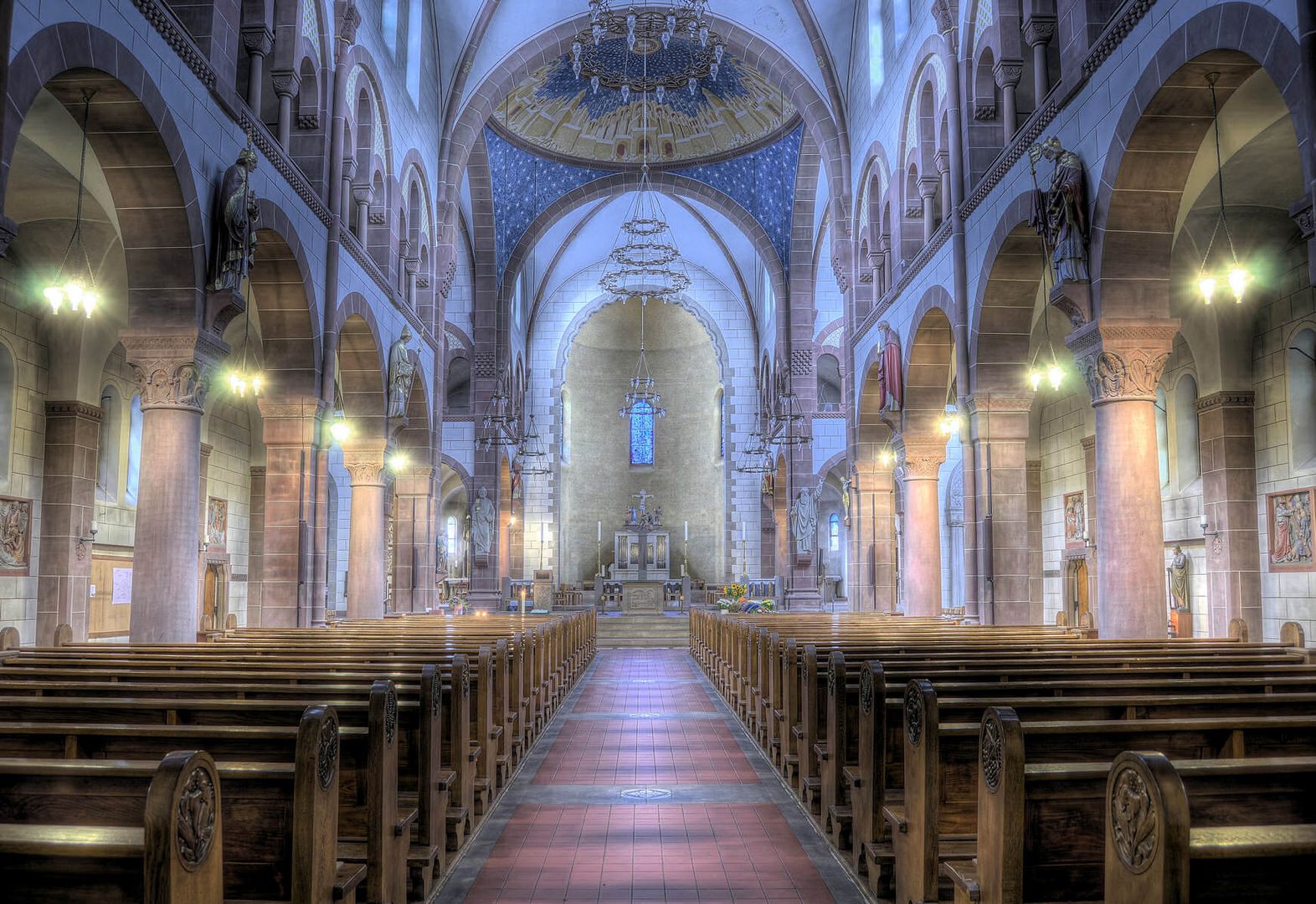 herz jesu kirche ettlingen (altarblick)