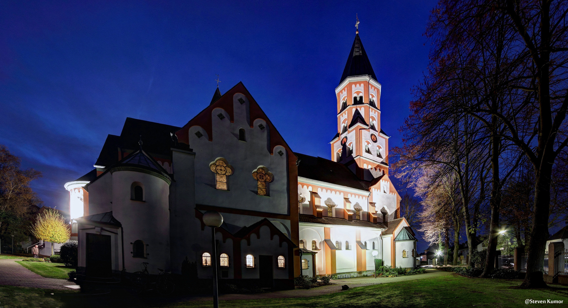 Herz-Jesu Kirche Kamen-Heeren