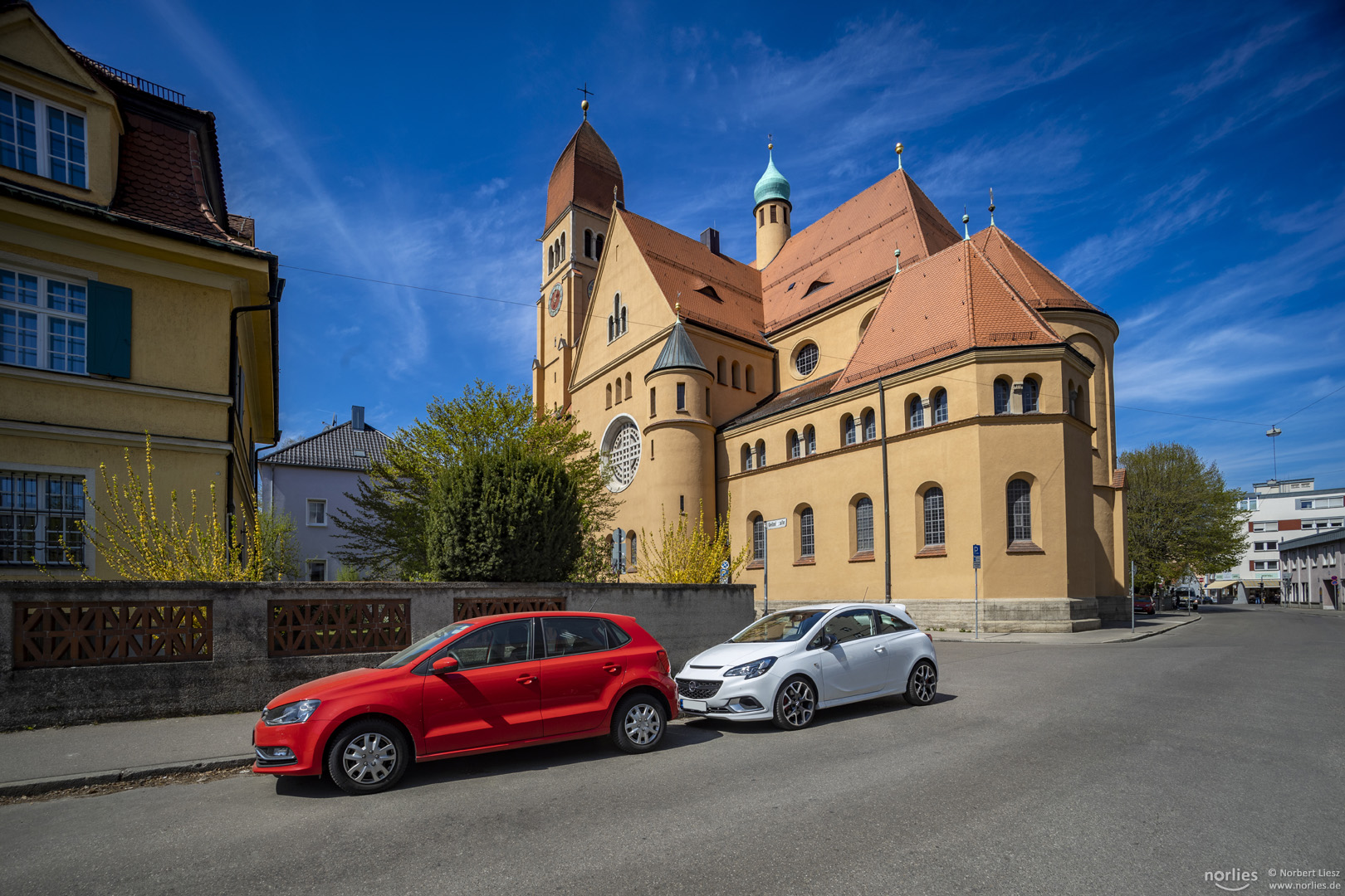 Herz-Jesu-Kirche Seitenansicht