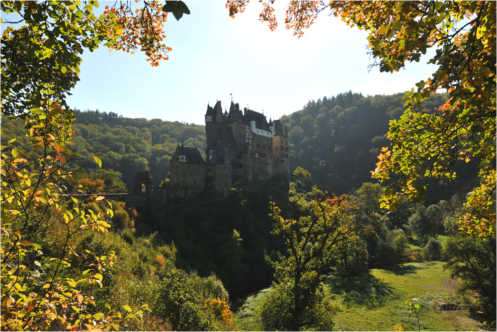 Herzliche Grüße von der Burg Elz