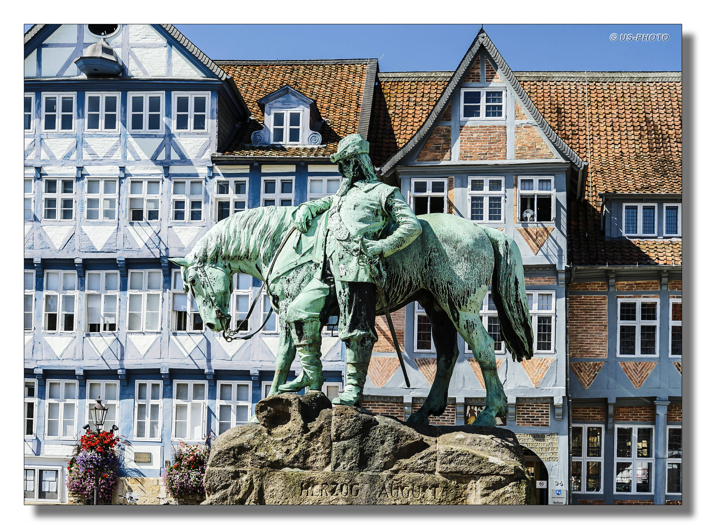 Herzog August Denkmal "Stadtmarkt" 