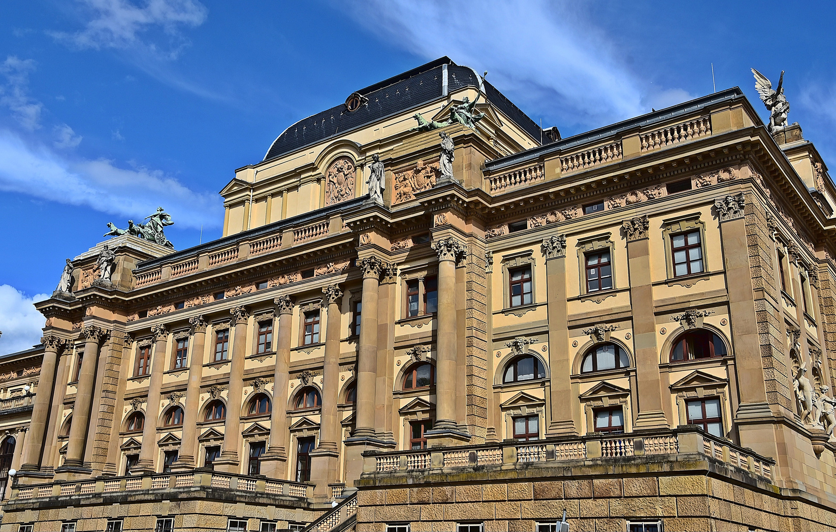 Hessisches Staatstheater Wiesbaden