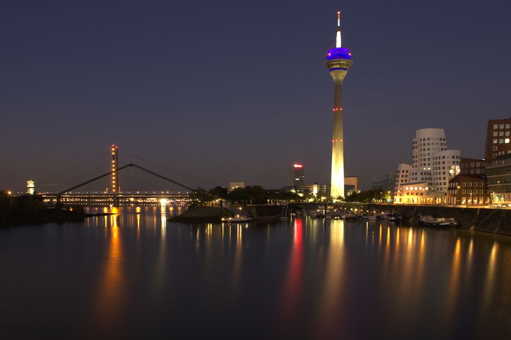 Heute Abend im Medienhafen Düsseldorf