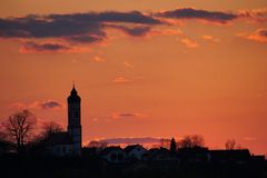 Heute Abendhimmel über Puch (Ortsteil Fürstenfeldbruck)