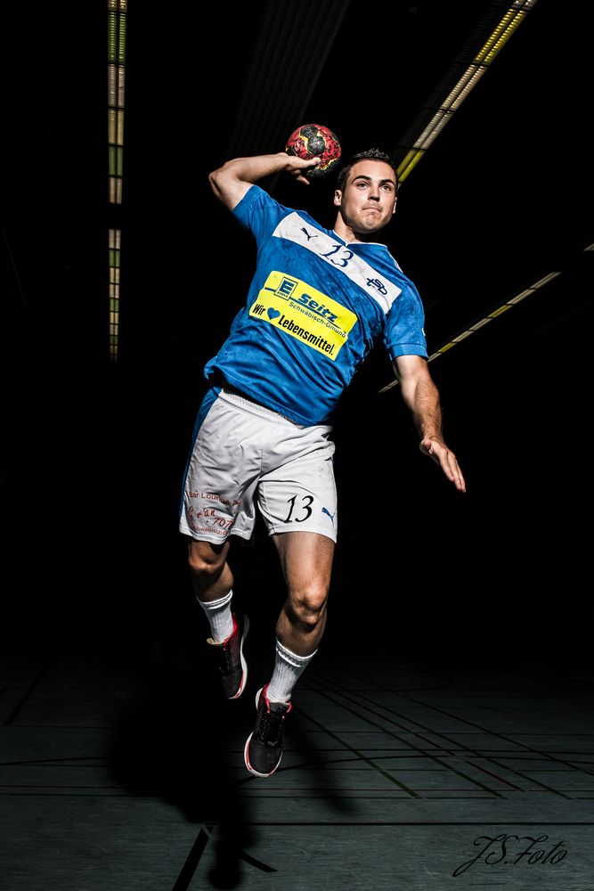 Heute ein Shooting mit einem Handballspieler gehabt Foto & Bild sport