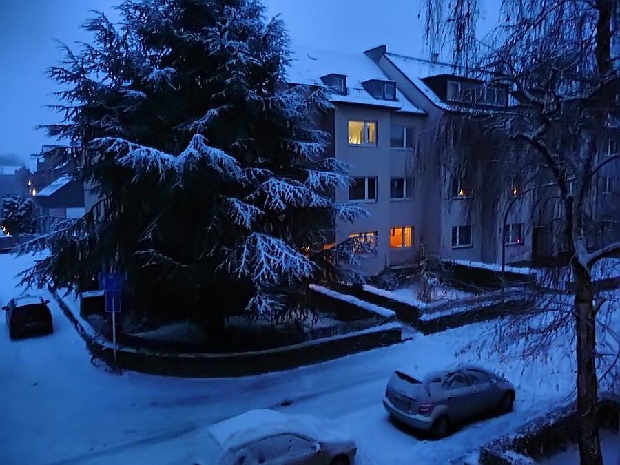 Heute eine blau-weiße Stunde