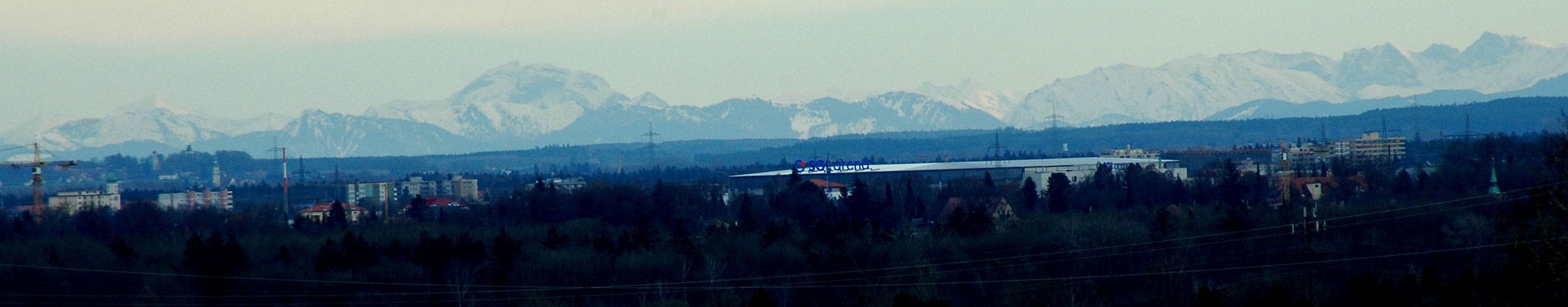 Heute herrschte Fön: Die Alpen schienen Augsburg sehr nahe zu sein .... und nicht ......