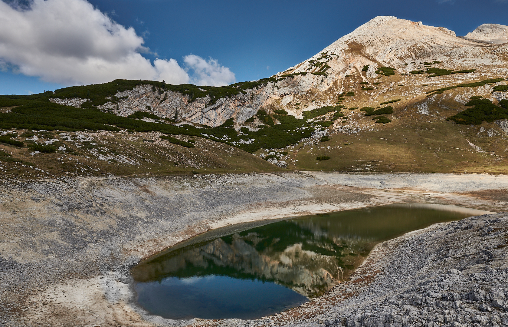 Heute in Farbe, gestern siehe Foto unten. Der Limosee, er gehört zu...