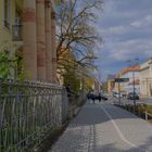 heute in Meiningen: an unserer Bank mit Blick zum Theater