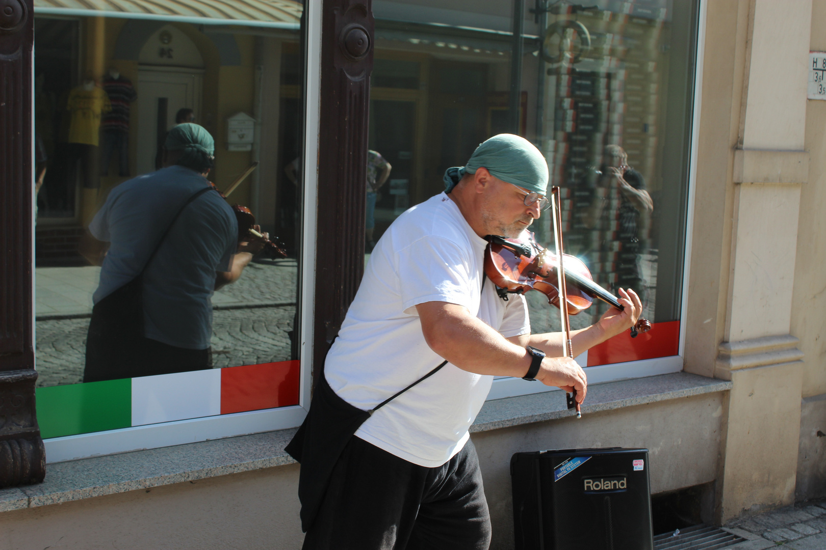 heute ist in Eisenberg ab 17 Uhr wieder "Fete de la music"