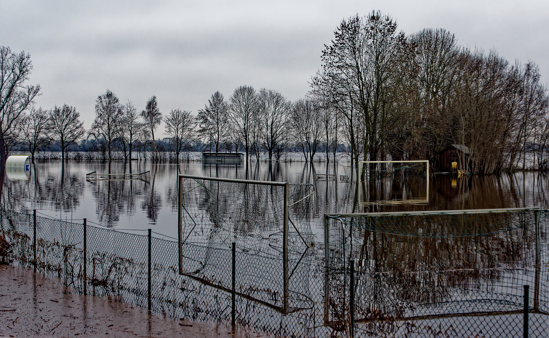 Heute kein Fußball: Hochwasser im Januar 2024